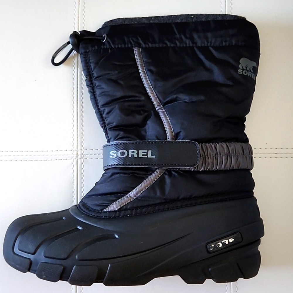 SOREL SNOW BOOTS